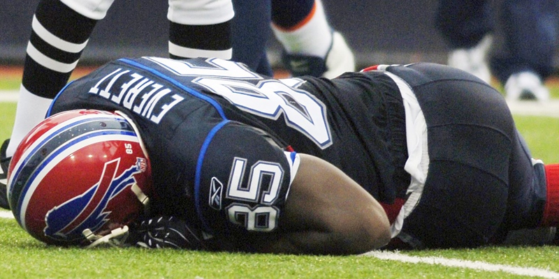 Top-10 Worst NFL Injuries Of All-Time | SportyTell